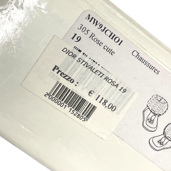 Baby Dior Pink Grey Booties 🤍 - Picture 4 of 9